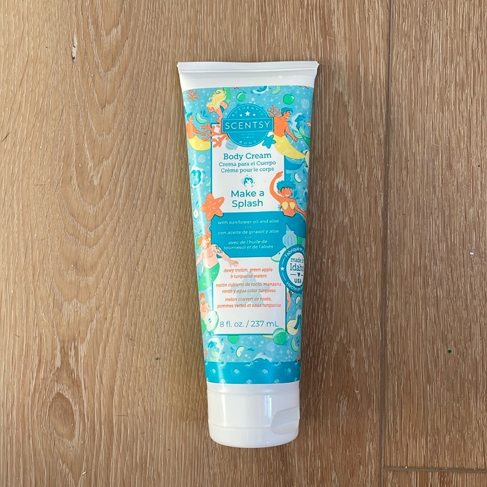 NEW Scentsy body lotion